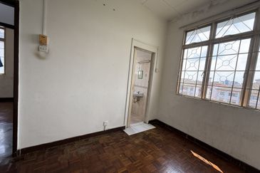 Subang Perdana Goodyear Court 10