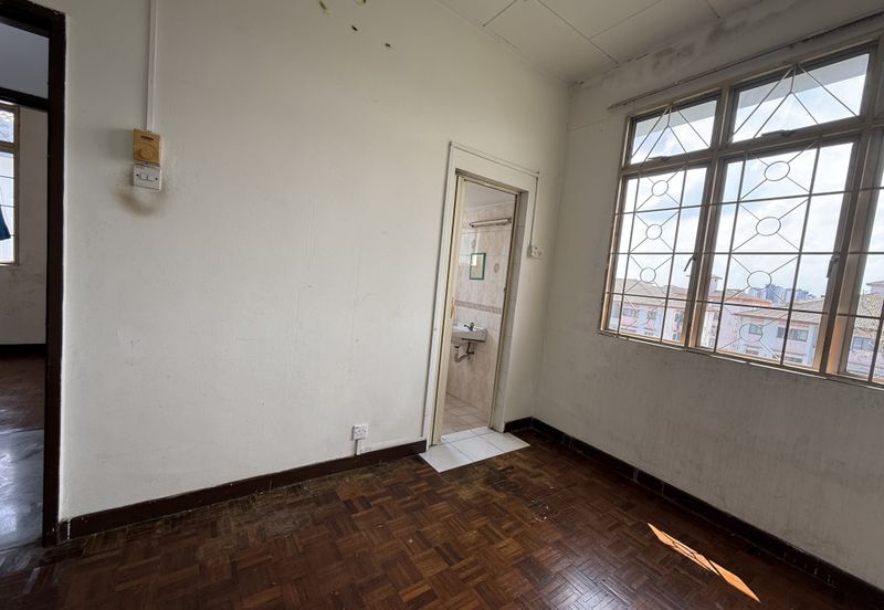 Subang Perdana Goodyear Court 10