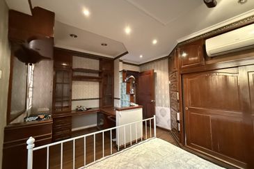 Subang Perdana Goodyear Court 10