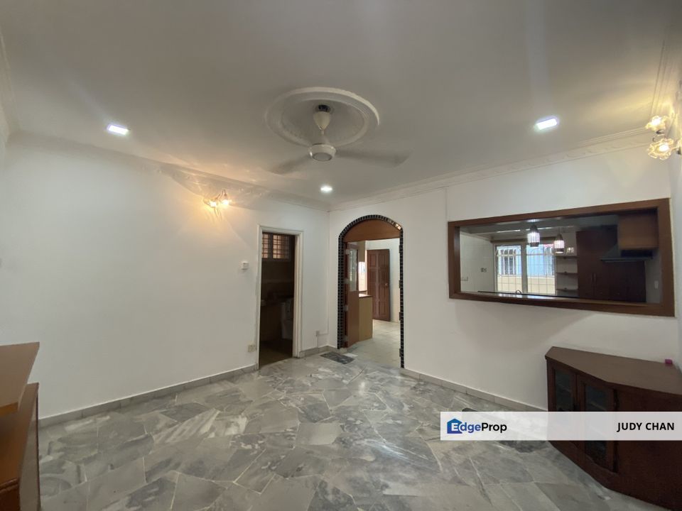 Usj9 Link House 2sty 24x75ft, Selangor, USJ