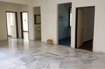 Subang Perdana Goodyear Court 8