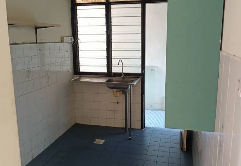 Subang Perdana Goodyear Court 8