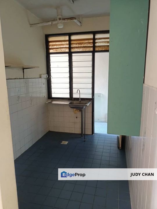Goodyear Court 8  @ USJ14   3r2b 1036sf , Selangor, USJ
