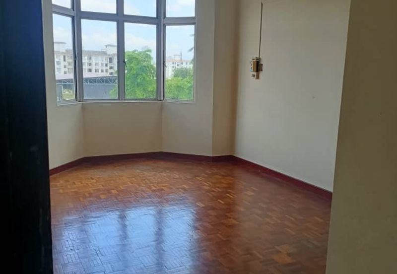 Subang Perdana Goodyear Court 8