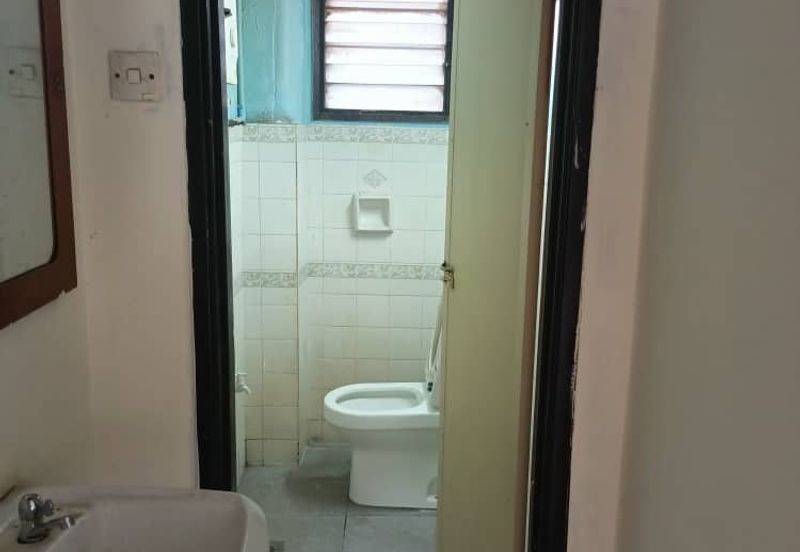 Subang Perdana Goodyear Court 8