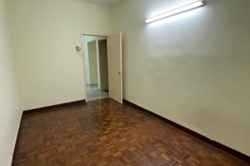 Subang Perdana Goodyear Court 10