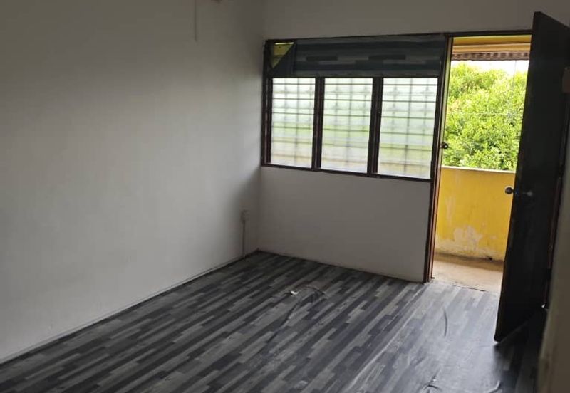 SS 13 Walk-up 2Rooms1Bath Flat  Jalan SS 13/1, SS13, Subang Jaya, Selangor