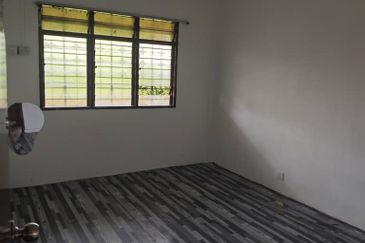 SS 13 Walk-up 2Rooms1Bath Flat  Jalan SS 13/1, SS13, Subang Jaya, Selangor