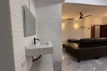 Subang Perdana Goodyear Court 10