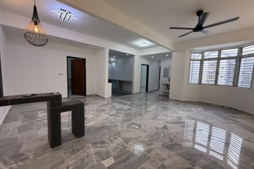 Subang Perdana Goodyear Court 10