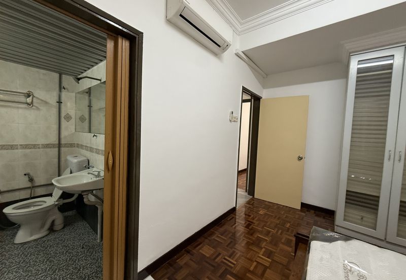 Subang Perdana Goodyear Court 10