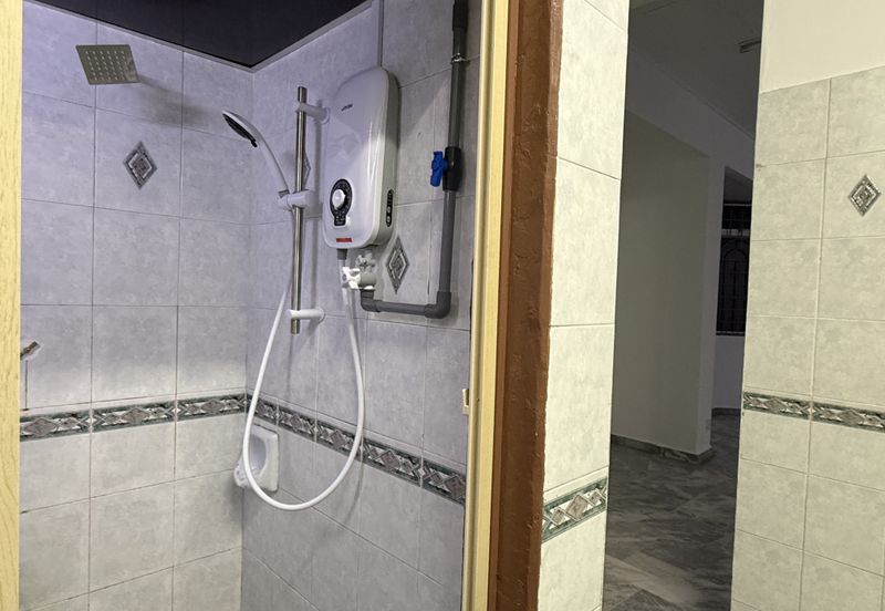 Subang Perdana Goodyear Court 10