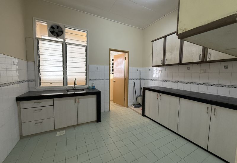 Subang Perdana Goodyear Court 9