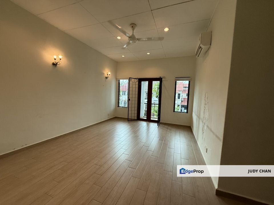 USJ11 SUBANG JAYA - PARTIALLY FURNISHED, 2STY LANDED INTERMEDIATE, Selangor, Subang Jaya