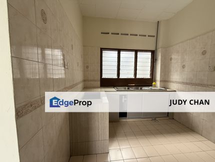 Goodyear Court 10 @ USJ15 Subang Jaya -Part Furnished, Selangor, Subang Jaya