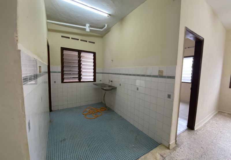 Subang Perdana Goodyear Court 10