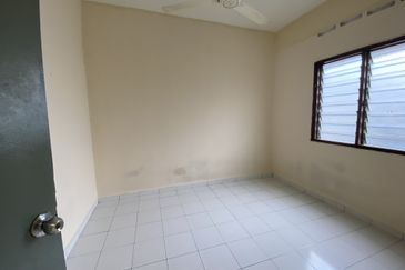 Subang Perdana Goodyear Court 10