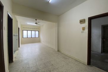 Subang Perdana Goodyear Court 10