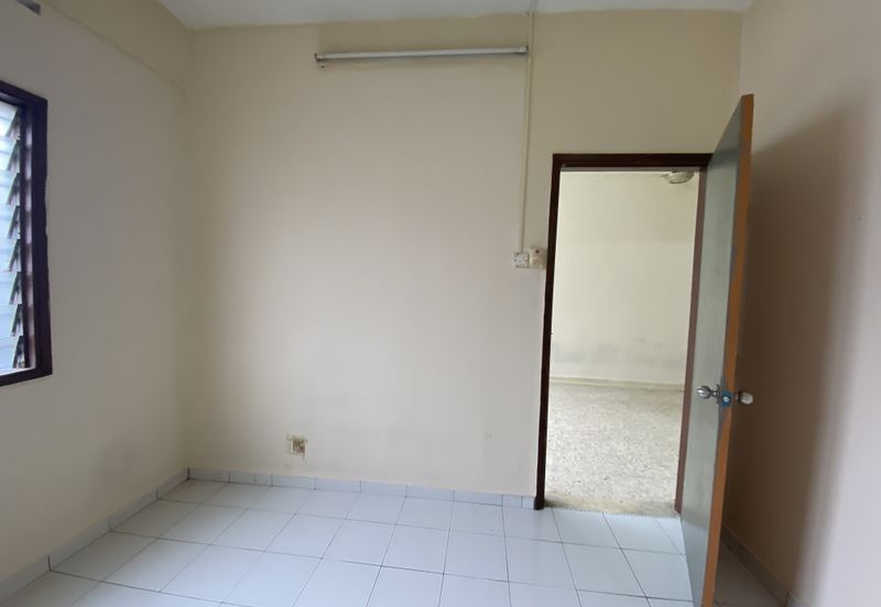 Subang Perdana Goodyear Court 10