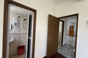 Subang Perdana Goodyear Court 10