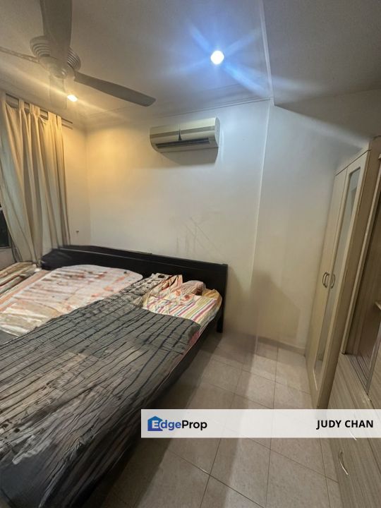 Goodyear Court 10 Usj15 3R2B Bu800sf with Built-ins -  Selling Cheap!, Selangor, Subang Jaya