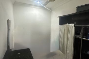 Subang Perdana Goodyear Court 10