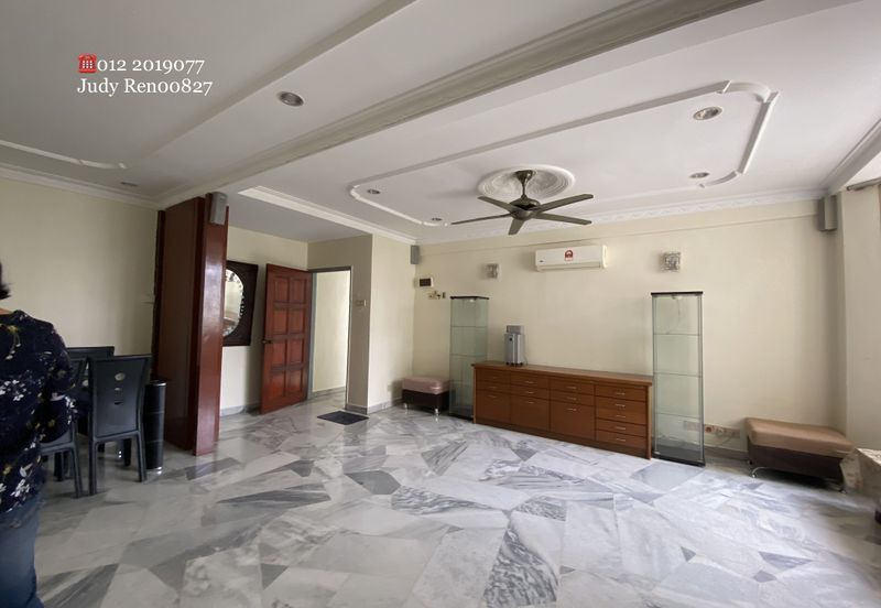 Subang Perdana Goodyear Court 10