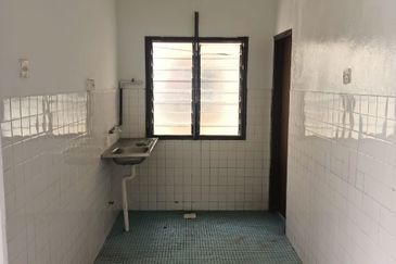 Subang Perdana Goodyear Court 7