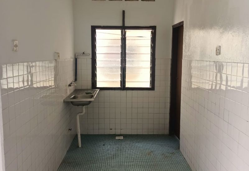 Subang Perdana Goodyear Court 7