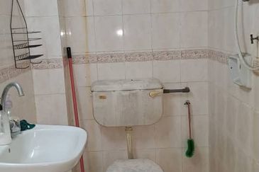 Subang Perdana Goodyear Court 9