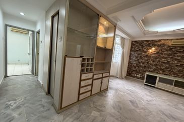 Subang Perdana Goodyear Court 10