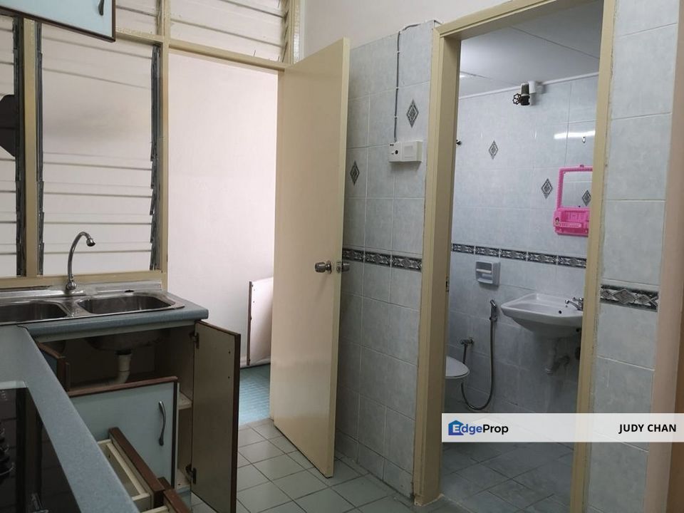 Goodyear Court 10A Bu1100sf 3R2B P/Furnished, Selangor, Subang Jaya