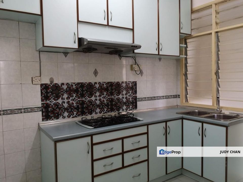 Goodyear Court 10A Bu1100sf 3R2B P/Furnished, Selangor, Subang Jaya