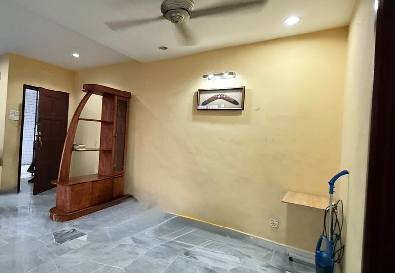Subang Perdana Goodyear Court 10