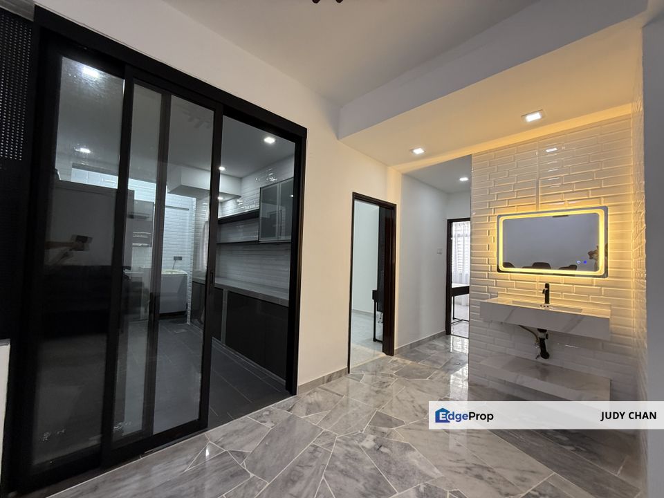 GOODYEAR Court 10  3r2b Furnished @ USJ15, SUBANG JAYA, Selangor, Subang Jaya