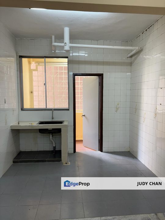 Goodyear Court 8  @ USJ14   3r2b 1000sf , Selangor, USJ