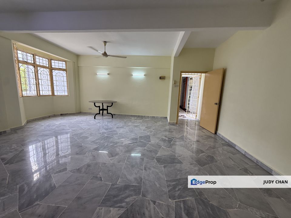 Goodyear Court 10 @ USJ15 Subang Jaya -Part Furnished, Selangor, Subang Jaya