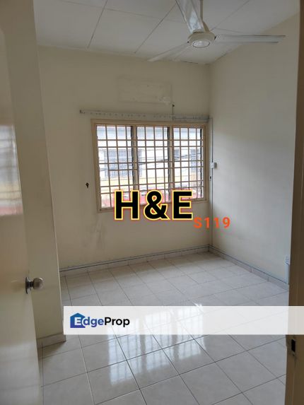 100% Full Loan bandar puteri Klang Below market value Gated guarded area, Selangor, Klang