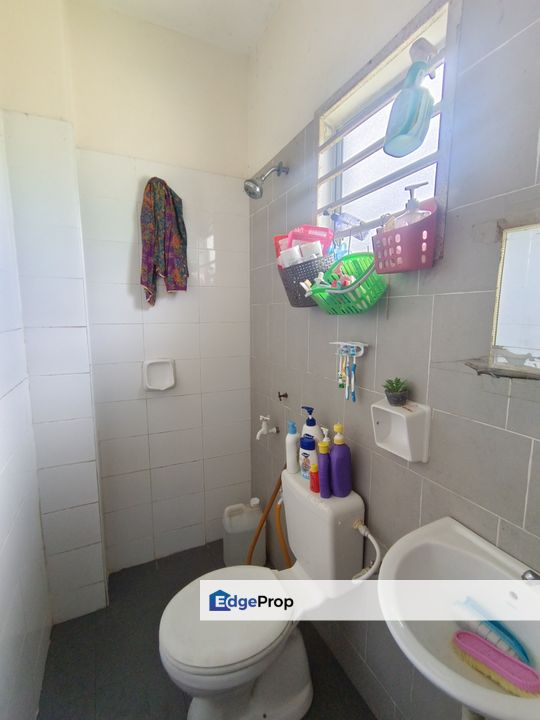 Single storey 4R2B Taman warisan bestari 20x70 , Selangor, Sepang