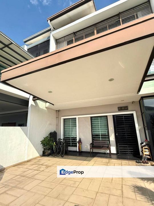 Freehold, Fully Furnish 2.5 Storey superlink, Bandar Bukit Raja klang, Selangor, Klang