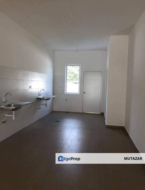 DOUBLE Storey Superlink @ Bandar Sri Sendayan, NS , Negeri Sembilan, Seremban