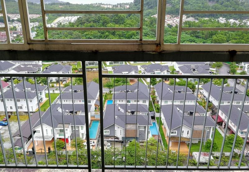 Residensi Bistaria, Ukay Bistari