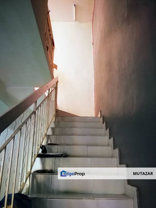 Double Storey Terrace @ Taman Impian Putra, Kajang, Selangor, Kajang