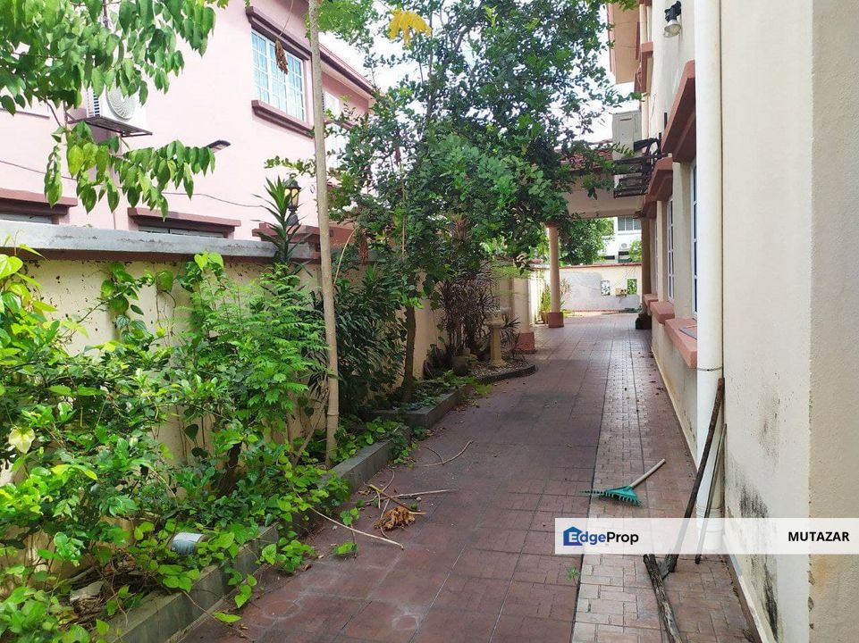Double Storey Semi-D @ Taman Seri Jelok, Kajang , Selangor, Kajang