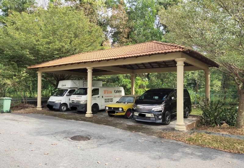 Taman Anggerik Villa