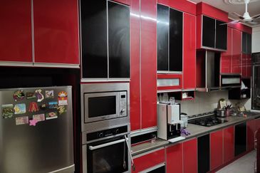 Taman Anggerik Villa