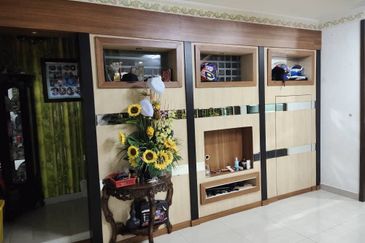 Taman Anggerik Villa