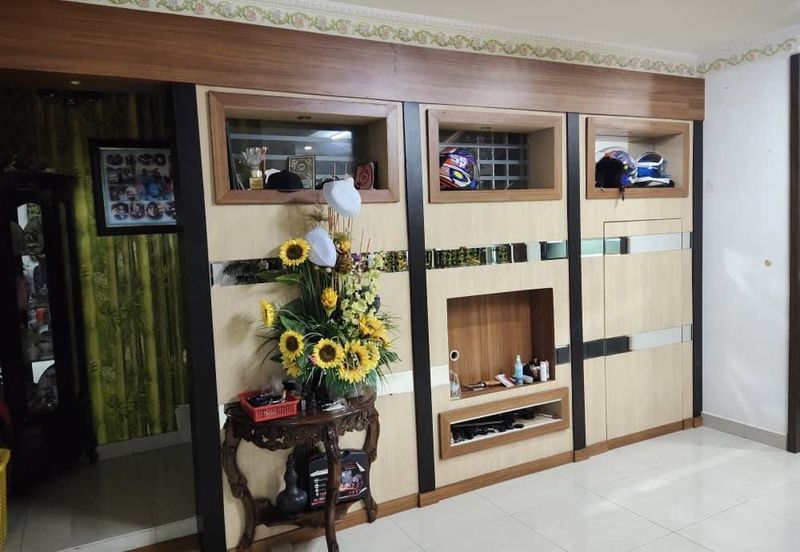 Taman Anggerik Villa