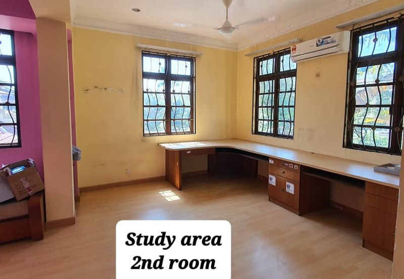 [FREEHOLD CORNER] Double Storey Terraced House @ Kota Kemuning - REDUCED PRICE !!!