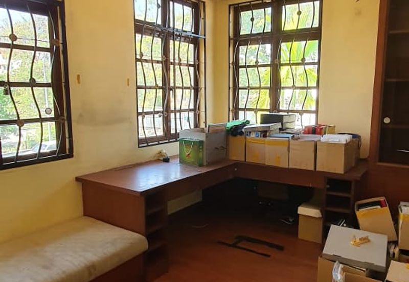 [FREEHOLD CORNER] Double Storey Terraced House @ Kota Kemuning - REDUCED PRICE !!!